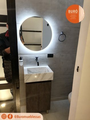 Mueble de baño a piso puertas 0.jpg